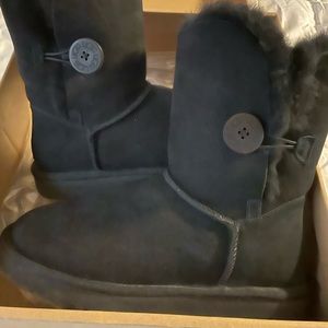 UGG original Bailey Bow.